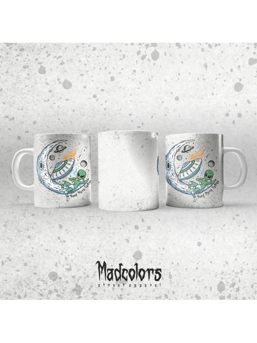 Чаша с печат Need More Coffee